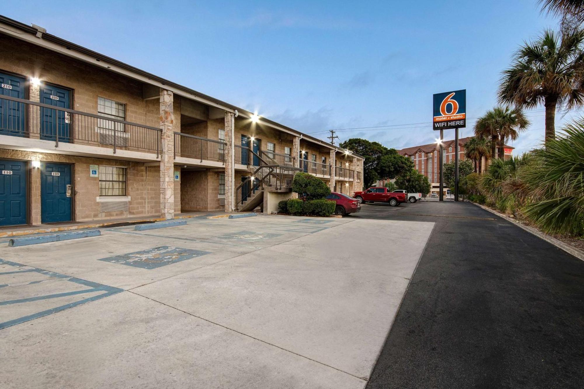 Motel 6-San Antonio, Tx - Northwest Medical Center Buitenkant foto